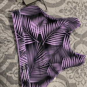 NWT Chestee x Barbella Box Reversible Sports Bra